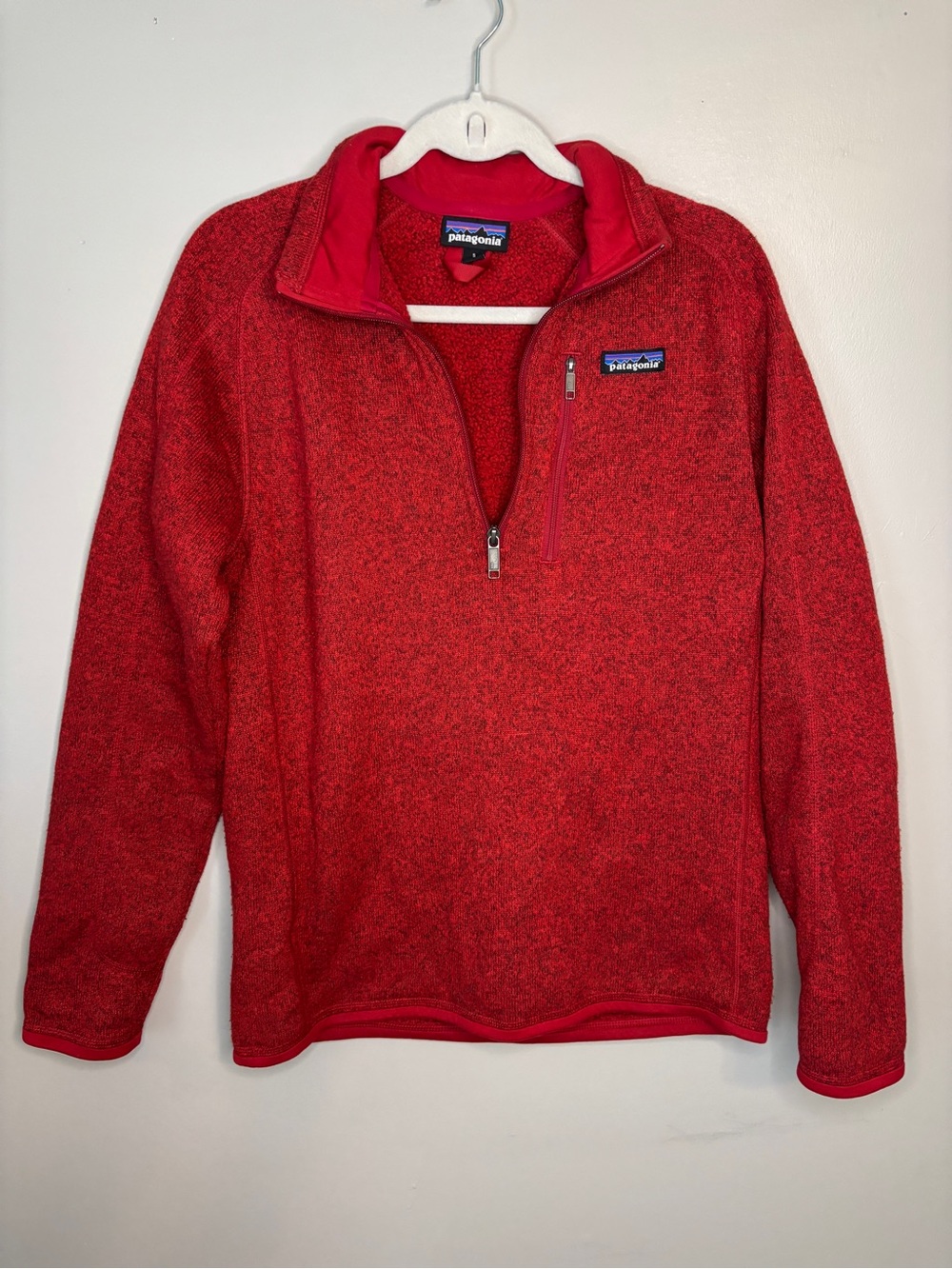 Patagonia Men’s Red Half-Zip Fleece Pullover